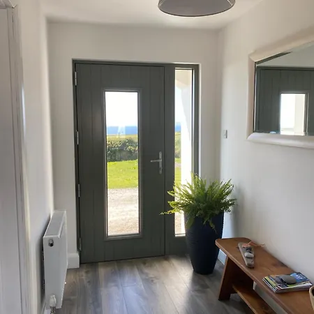 Blasket Views - Valentia Island 펜션 Clynacartan